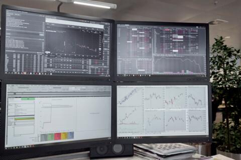four screens in one office