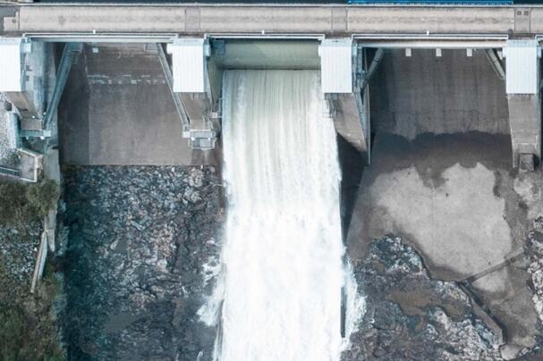 Wasserkraftwerk.